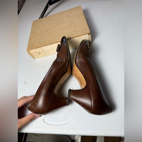 Vintage Salvatore Ferragamo Womens Brown Leather Pumps With Bow Detail Sz 8.5 - Picture 12 of 14